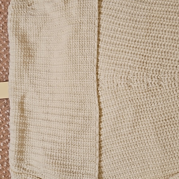 Jodifl Sweater - Picture 11 of 14